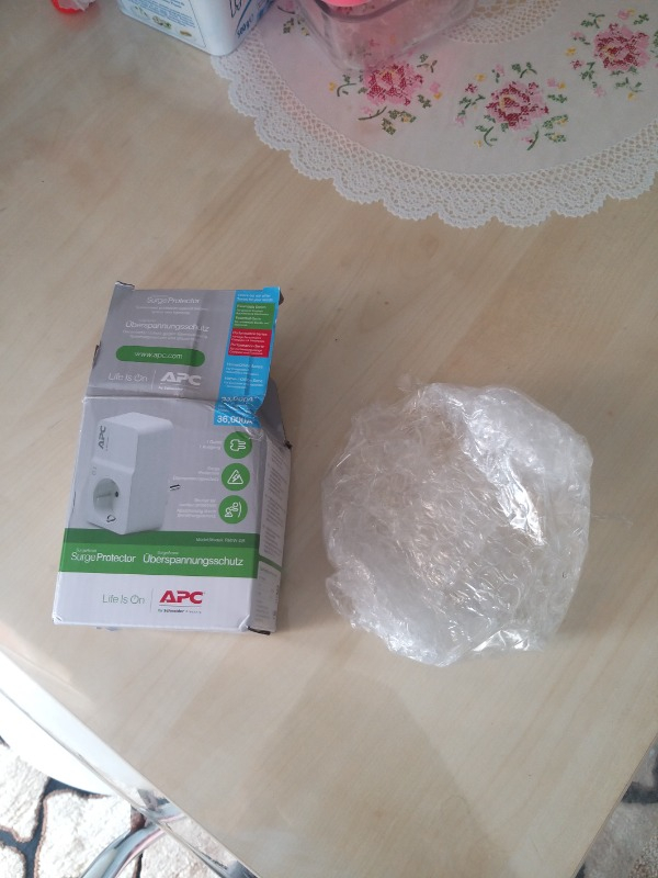 Schneider Electric APC Tekli Akım Korumalı Priz 230V