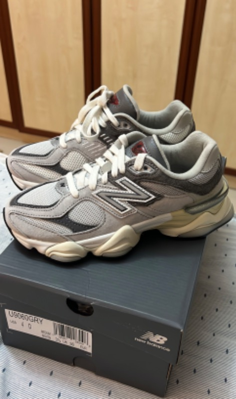 New Balance 9060 Unisex Lifestyle Sneaker U9060GRY
