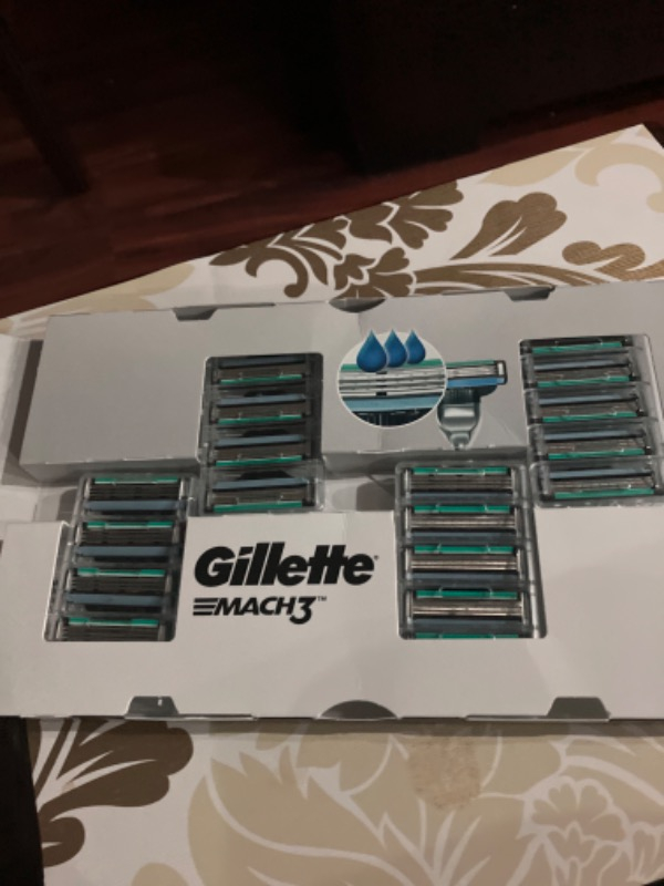 Gillette Mach3 18'li Yedek Tıraş Bıçağı Karton Paket
