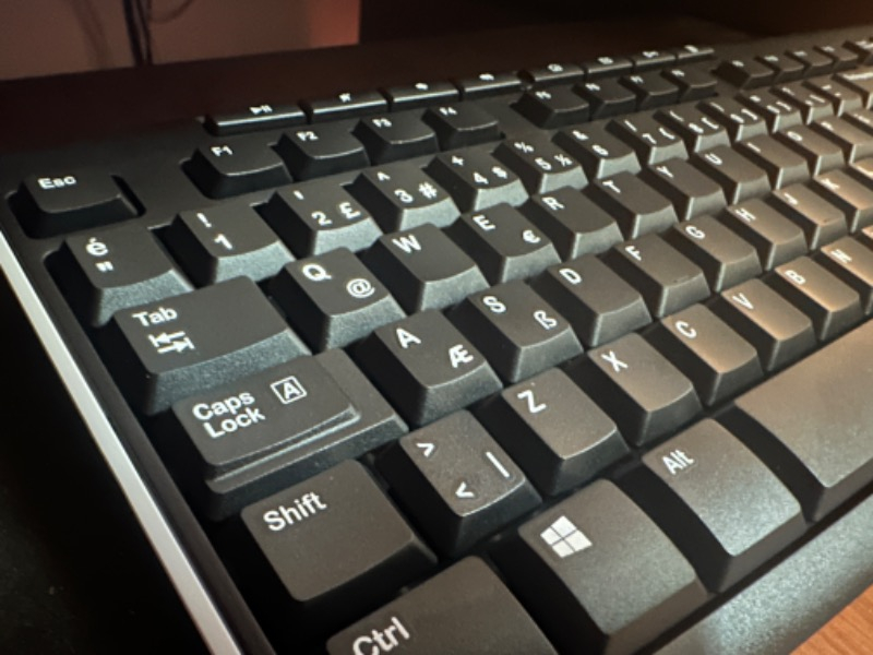 Logitech K270 Tam Boyutlu Kablosuz Türkçe Klavye - Siyah