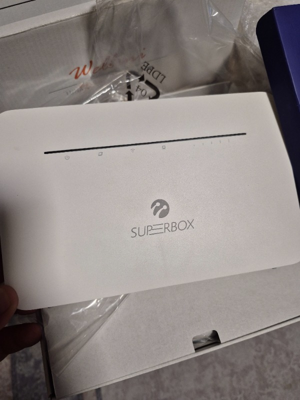 Huawei Superbox B535-232 300 Mbps 4.5G Modem