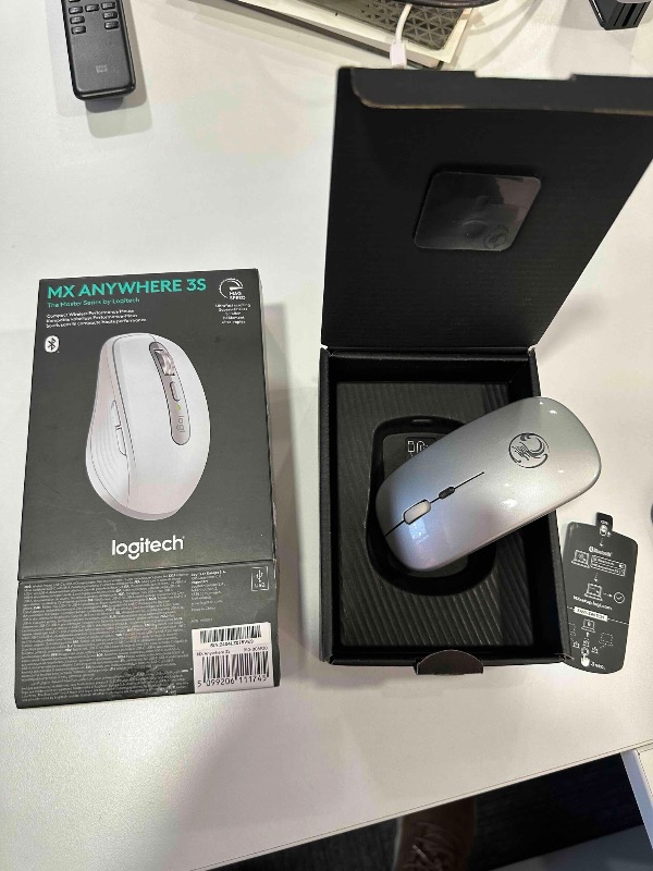 Logitech MX Anywhere 3S Kompakt 8000 DPI Optik Sensörlü Sessiz Bluetooth Kablosuz Mouse - Beyaz