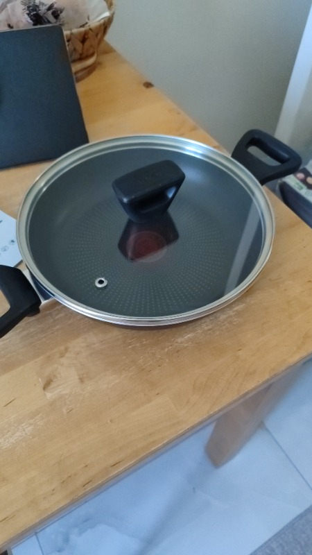 Tefal 2X XL Kapaklı Sahan - 24 cm