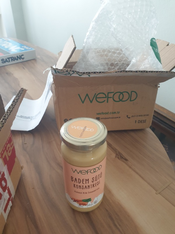 Wefood Badem Sütü Konsantresi (Şekersiz, %100 Badem) 240 gr 8681749104796
