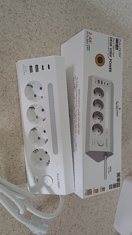 Fulltech Ftr-22 Gece Lambalı Akım Korumalı Çoklu Priz - Beyaz