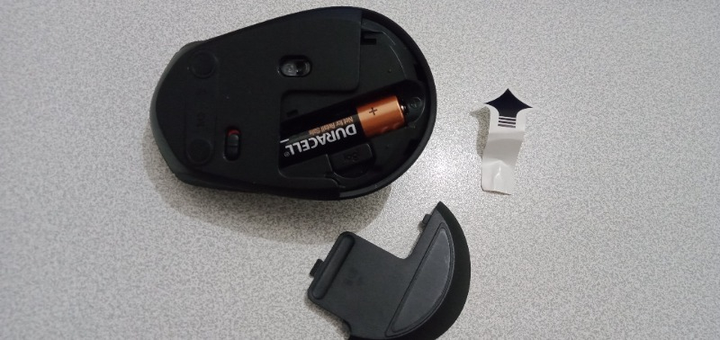 Logitech M330 Sessiz Kablosuz Optik Mouse - Siyah