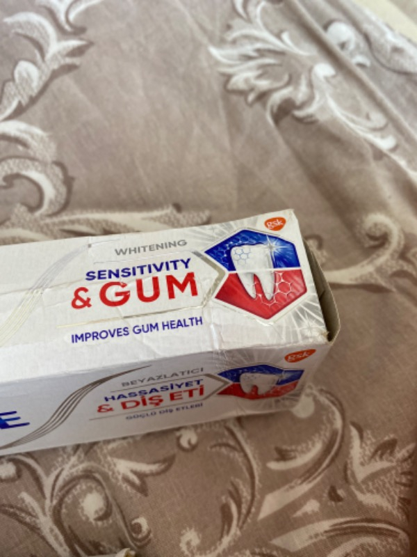 Sensodyne Hassas Dişler İçin Beyazlatıcı Diş Macunu 75 Ml