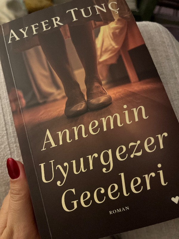 Can Yayınları Annemin Uyurgezer Geceleri - Ayfer Tunç