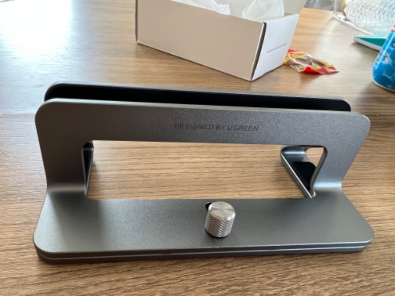 Ugreen Alüminyum Notebook Macbook Dikey Masaüstü Standı