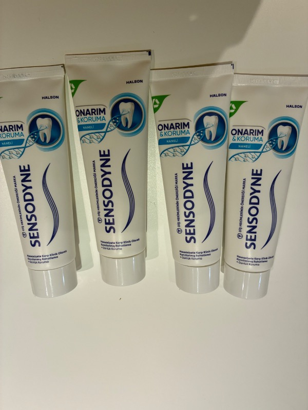 Sensodyne Onarım ve Koruma 75 ml X 3 Diş Macunu Hassas Dişler İçin Onarıcı Etki