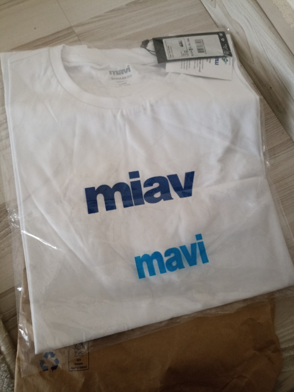 Mavi Erkek Miav Baskılı Beyaz Tişört 067153-620