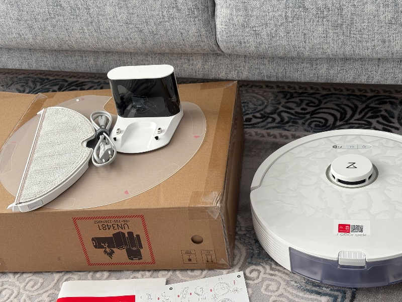 Roborock Vacuum Cleanner Q8 Max Robot Süpürge Beyaz