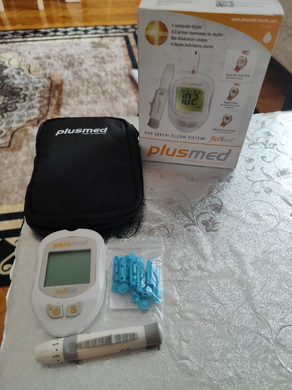 PLUSMED  PM-100 Fasttest Kan Şeker  Cihazı