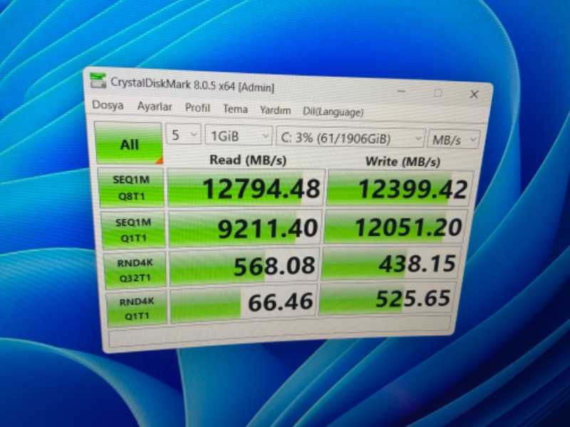 Kingston KC3000 1TB 7000MB/S - 6000MB/S SSD