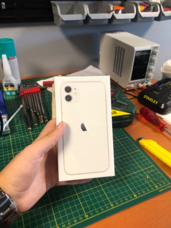 iPhone 11 64 GB