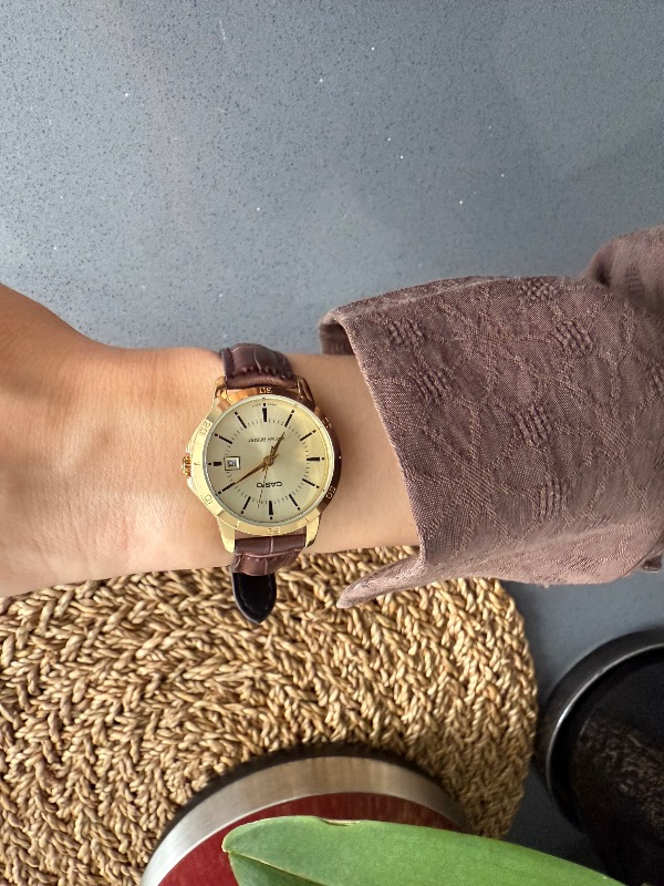 Casio Standart LTP-V004GL-9AUDF Kadın Kol Saati