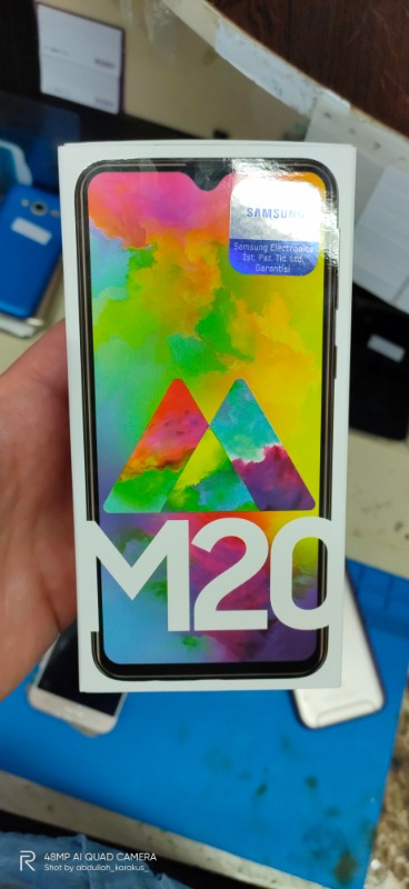 Samsung Galaxy M20 32 GB (Samsung Türkiye Garantili)