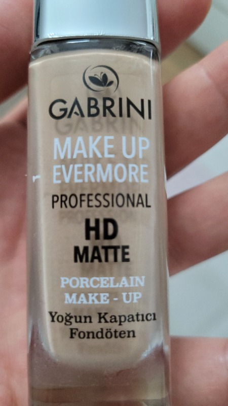 Gabrini Professional Hd Matte Foundation 02