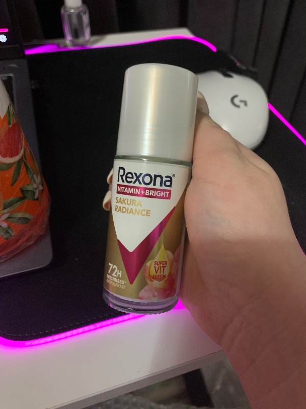 Rexona Vitamin + Bright Kadın Roll On Deodorant Sakura Radiance 45 ml