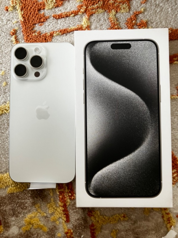 iPhone 15 Pro Max 512 GB