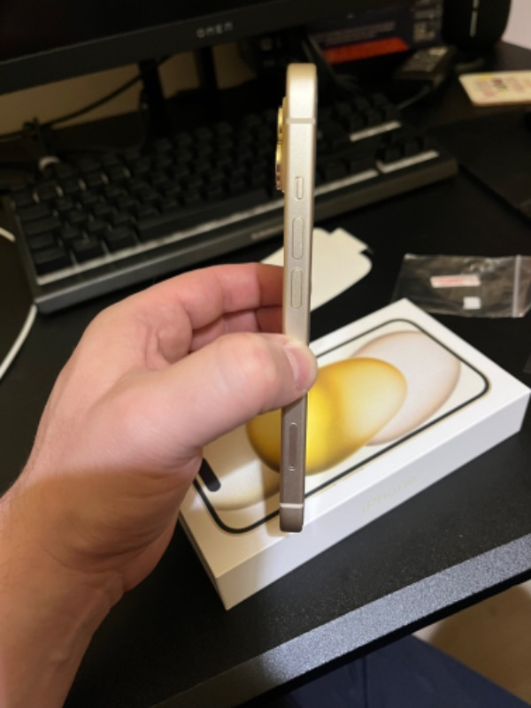 iPhone 15 256 GB