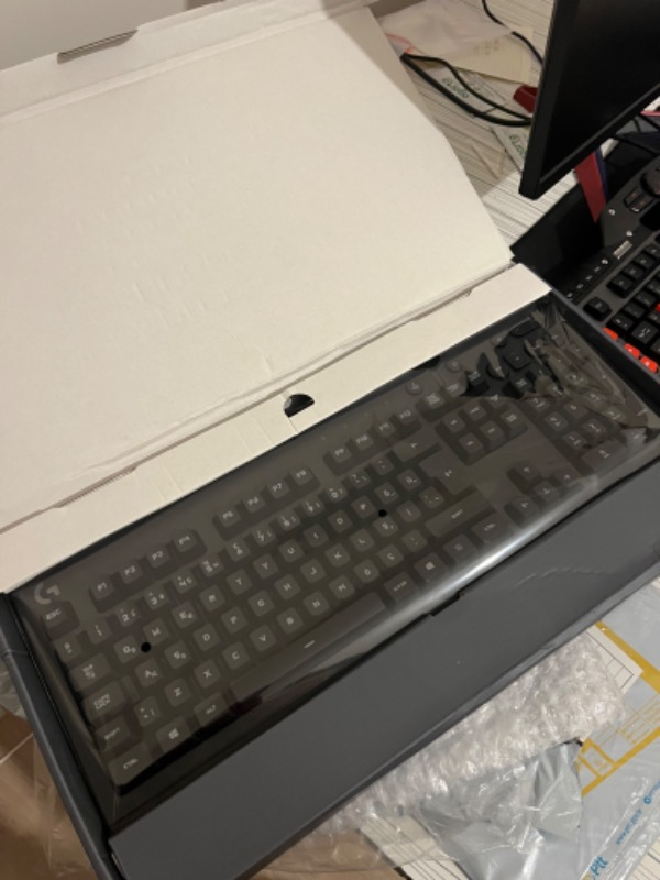 Logitech 920-008094 G213 Prodigy RGB Oyuncu Klavyesi