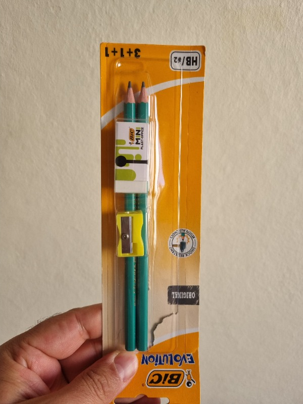 BIC Kurşun Kalem + Silgi + Kalem Traş