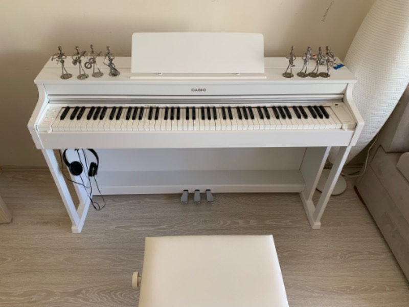 Casio AP-470 Dijital Piyano (Mat Beyaz)