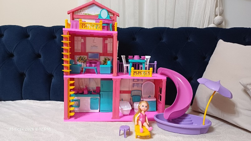 Dede Lola'nın Tatil Evi