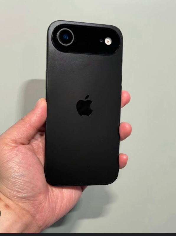 Apple iPhone Air 256 GB Uzay Siyahı