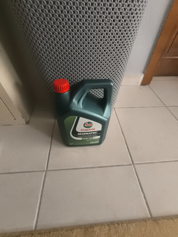 Castrol Magnatec 10W40 A/B 4 Litre Ü.T.2025