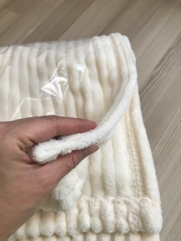 Yataş Holly Wellsoft Çift Kişilik Battaniye - Şampanya