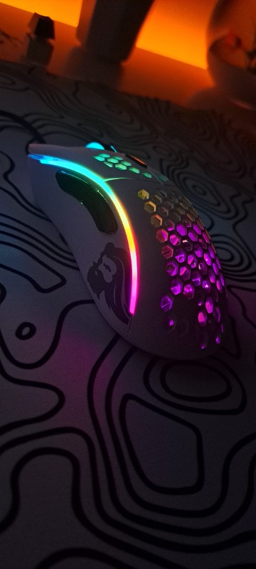 Glorious Model D Kablolu Mat Beyaz RGB Oyuncu Mouse 69Gr