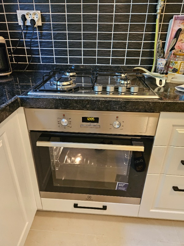 Electrolux EOF3H40BX Ankastre Fırın