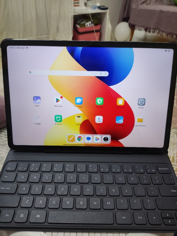 Xiaomi Redmi Pad 2 Pro 8GB 256GB 12.1" Gümüş + Klavye