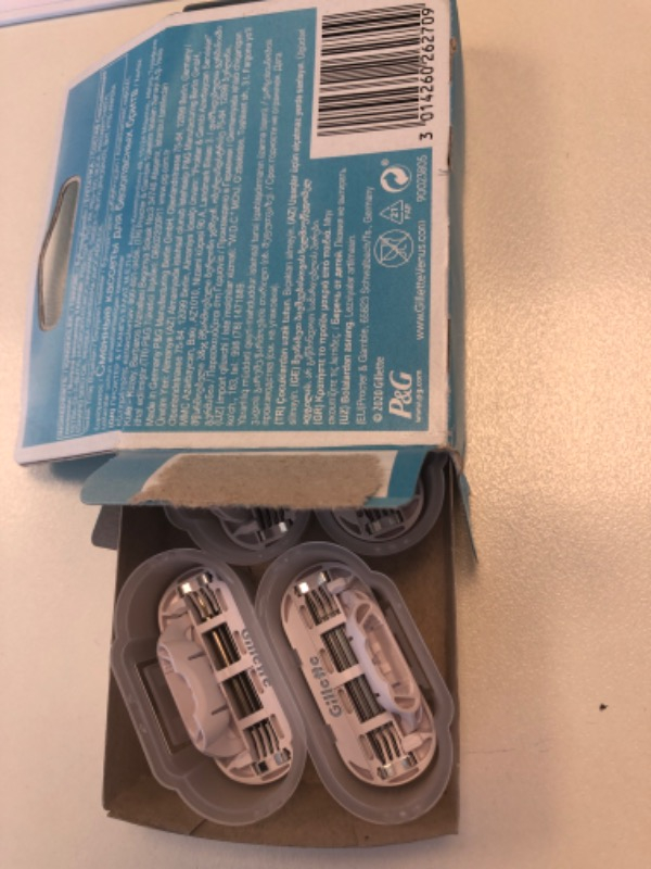 Gillette Venus Yedek Kadın Tıraş Bıçağı 4'lü