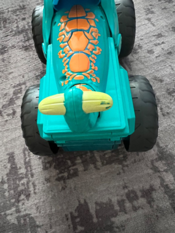 Hot Wheels Araba Yiyen Wrex