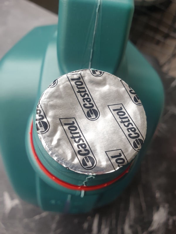 Castrol Magnatec 10W-40 A3/B4 4 Litre Motor Yağı Benzinli Araçlar ( Üretim Yılı: 2021)