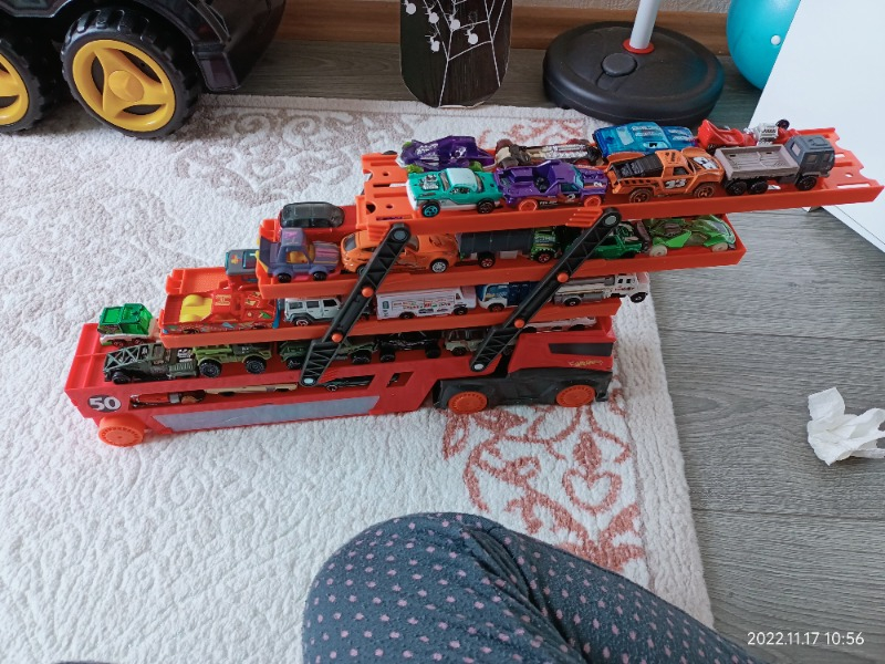 Hot Wheels Mega Mega Tır Turuncu, 50 Araç Kapasiteli, Rampalı Ghr48