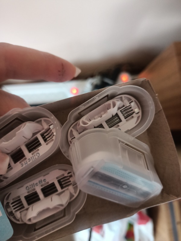 Gillette Venus Yedek Kadın Tıraş Bıçağı 4'lü
