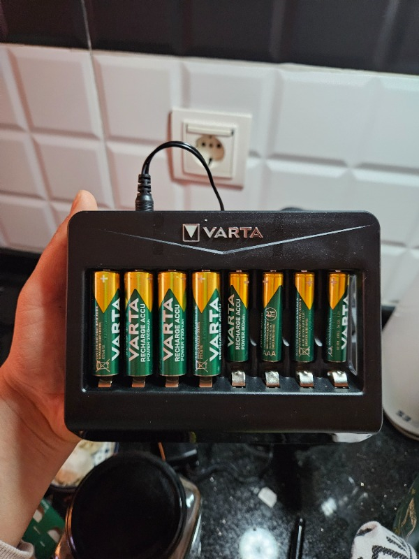 VARTA 2100mAh AA Şarj Edilebilir 4'lü Pil