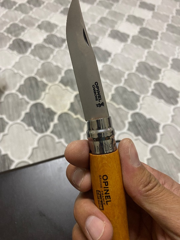 Opinel No 9  Kayın Saplı Karbon Çelik Çakı