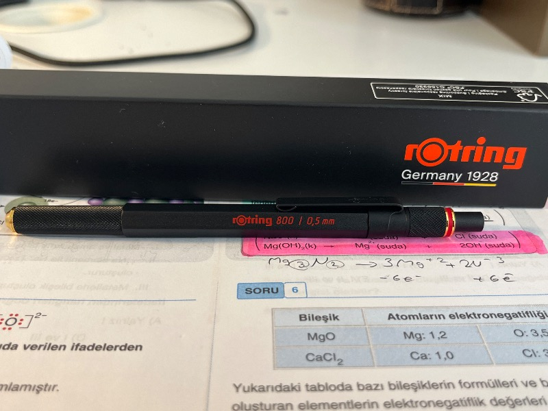 Rotring 800 Mekanik Kurşun Kalem, Siyah 0.5 mm