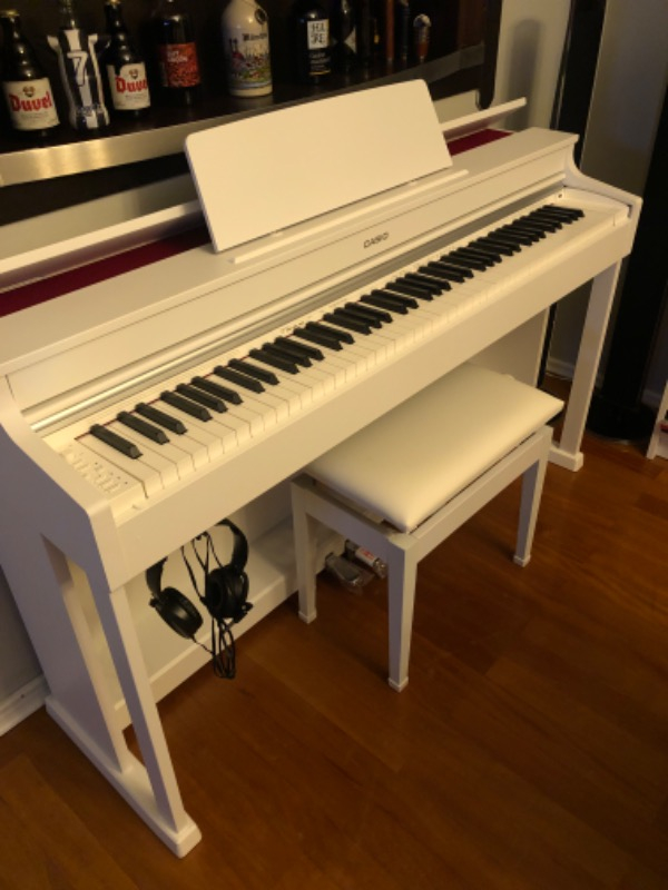 Casio AP-470 Dijital Piyano (Mat Beyaz)