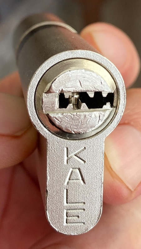 Kale 164/SNC Bilyalı Barel - Çelik Kapı Göbeği - 68MM