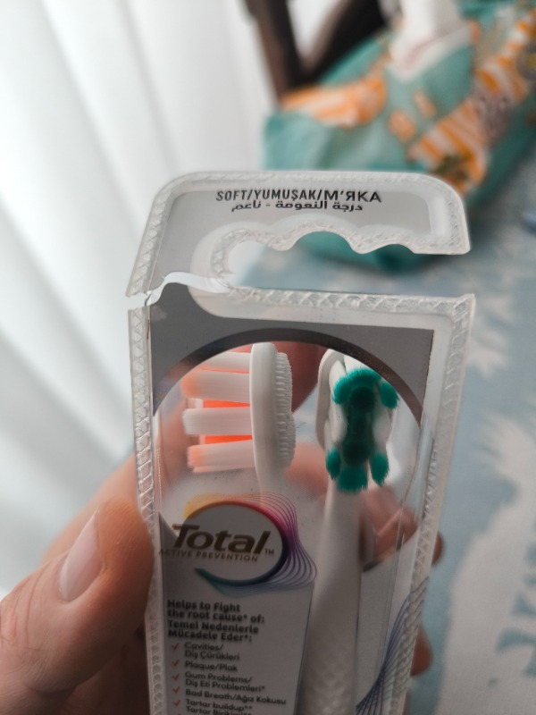 Colgate Total Foaming Clean 1+1 Yumuşak Diş Fırçası