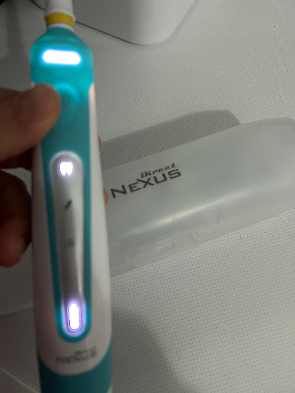 Direct Nexus Elektirikli Şarj Edilebilir Diş Fırçası + 2 Yedek Başlık
