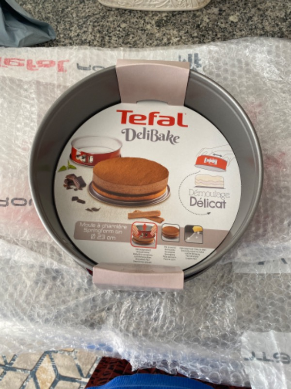 Tefal J1641214 Delibake Kelepçeli Kek Kalıbı 24 cm