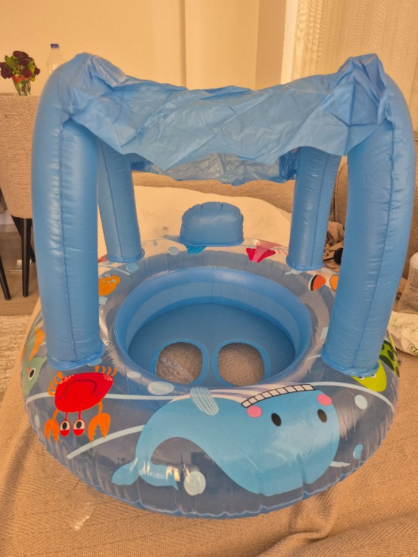 Float Gölgelikli Bebek Simidi Mavi - Beyaz Renkli 0 - 24 Ay İçin Güvenli Yüzme Yardımcısı