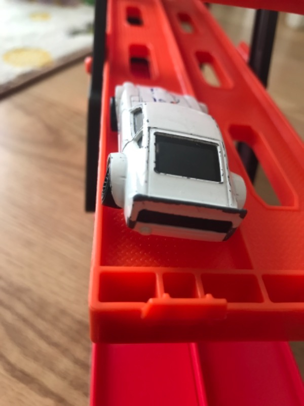 Hot Wheels Mega Mega Tır Turuncu, 50 Araç Kapasiteli, Rampalı GHR48